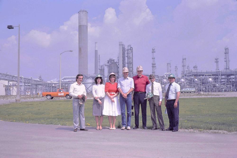 chuckman-kodachrome-copy-1982-may-20-texaco-head-office-tour-of-nanticoke-refinery-bill-ron-john-greg-jennifer-lana-rolly-nanticoke-ontario